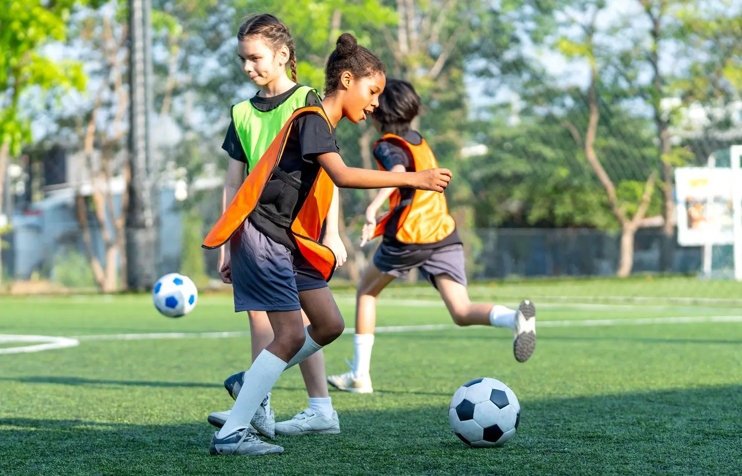 Jak wybrać odpowiednie zajęcia sportowe dla dzieci w różnym wieku