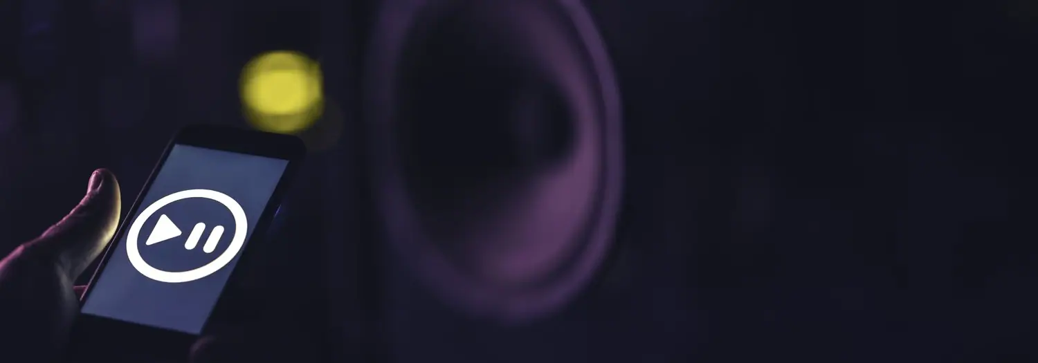 Jak wybrać odpowiedni streaming muzyczny do użytku domowego i firmowego